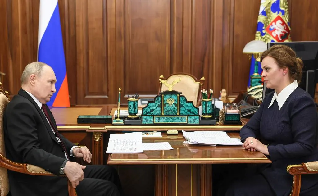 Путин признался, что не сразу согласился назначить Цивилёву замглавы Минобороны