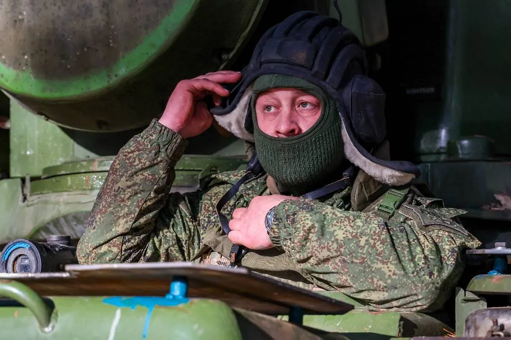 Почти 440 тысяч добровольцев заключили контракт на службу в Армии России в 2024 году