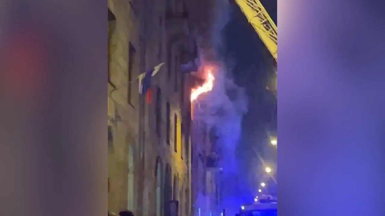 В Санкт-Петербурге в ходе пожара на Лиговском проспекте погиб мужчина