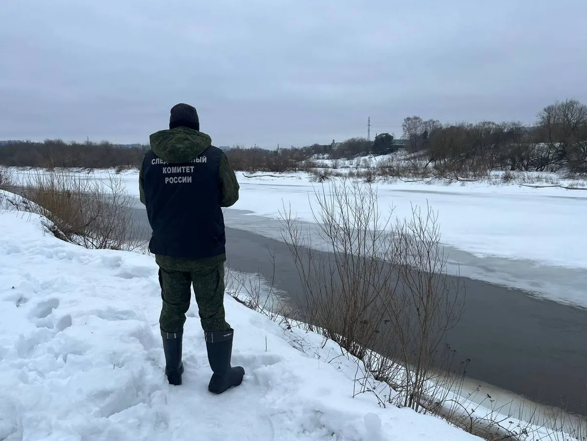 Игры подростков на замёрзшей реке в Смоленске закончились смертью