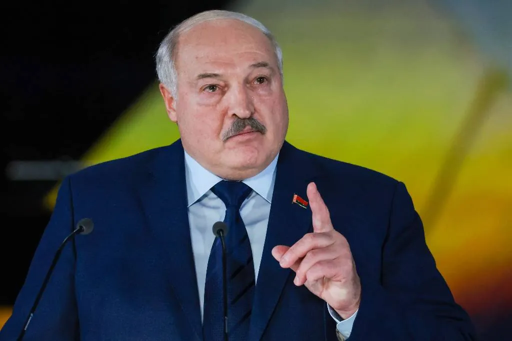 Лукашенко: Запад согласен с тем, что Крым является российской землёй