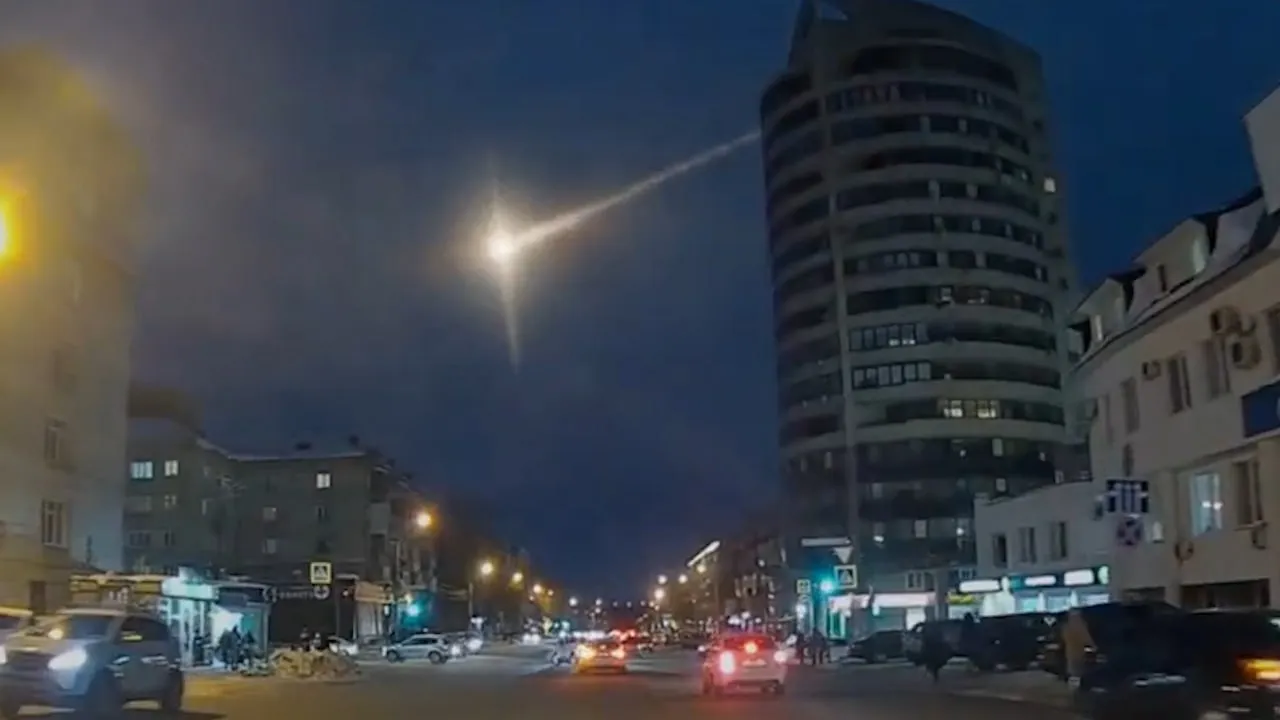 Челябинцев напугали падением фейкового метеорита спустя 11 лет после настоящего