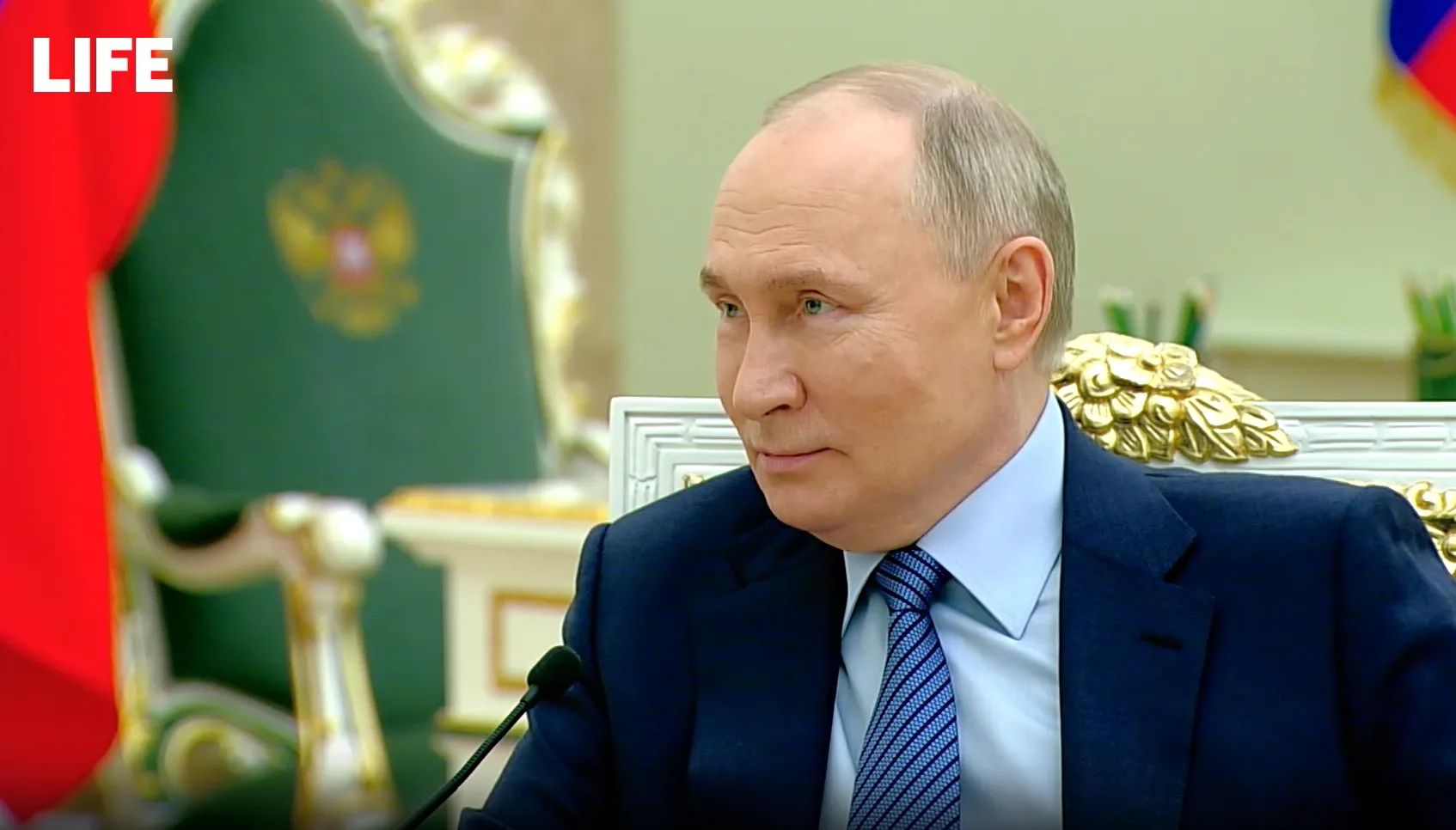 Путин пообещал в ближайшее время приехать в Якутию