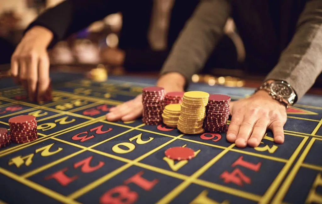 Юрист назвала плюсы возможного запрета для алиментщиков азартных игр