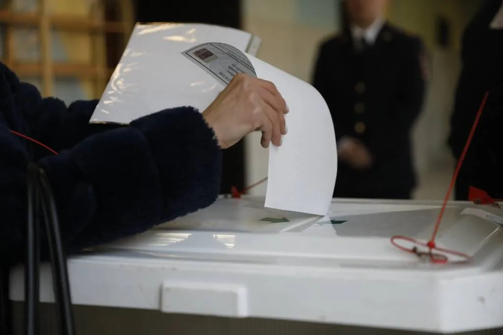 Треть избирателей проголосовала на выборах президента России