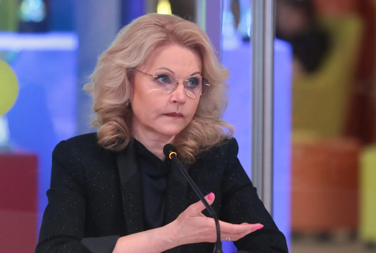 Вице-премьер Голикова проголосовала на выборах президента России