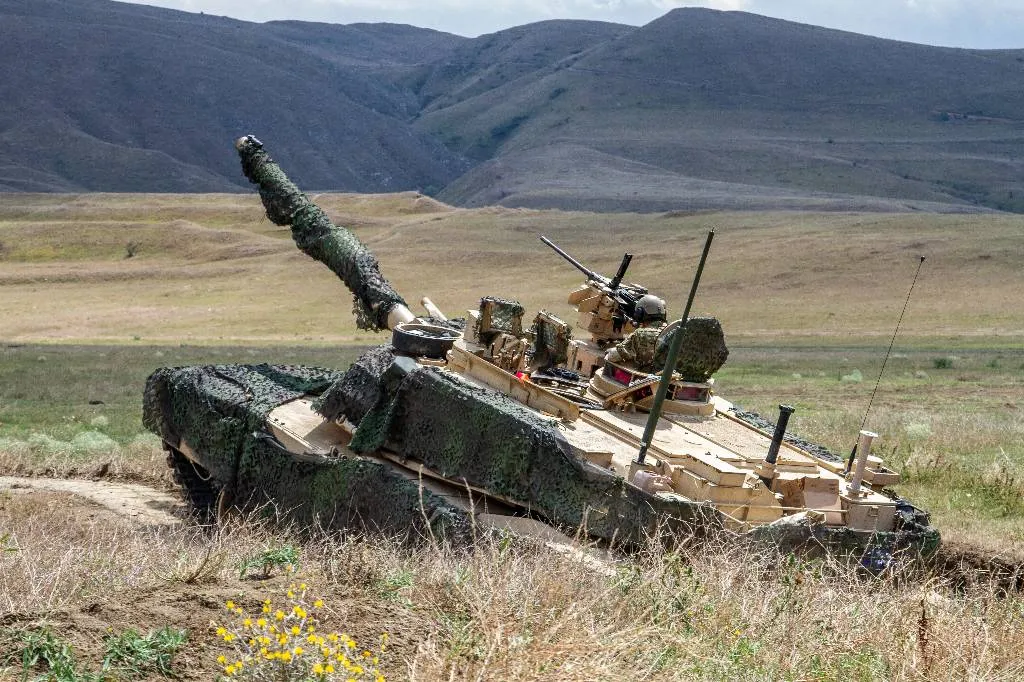 Армия России уничтожила два танка Abrams и тягач на Авдеевском направлении