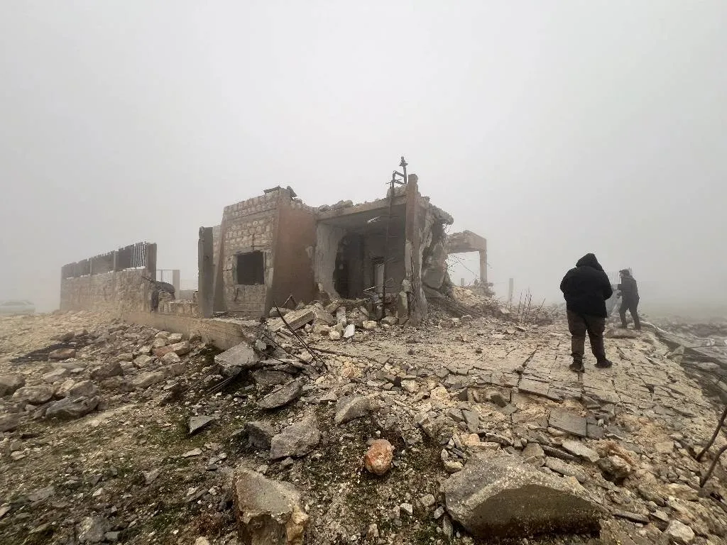 По штабам союзников Сирии в Дейр-Эз-Зоре нанесены авиаудары