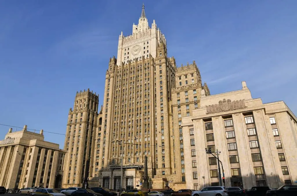 МИД РФ объявил персоной нон-грата сотрудника посольства Молдавии в Москве