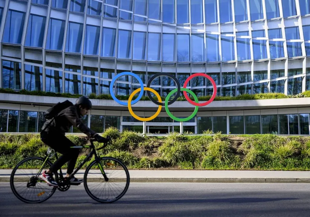 Журова: Мэр Парижа подставила МОК своими словами о российских олимпийцах