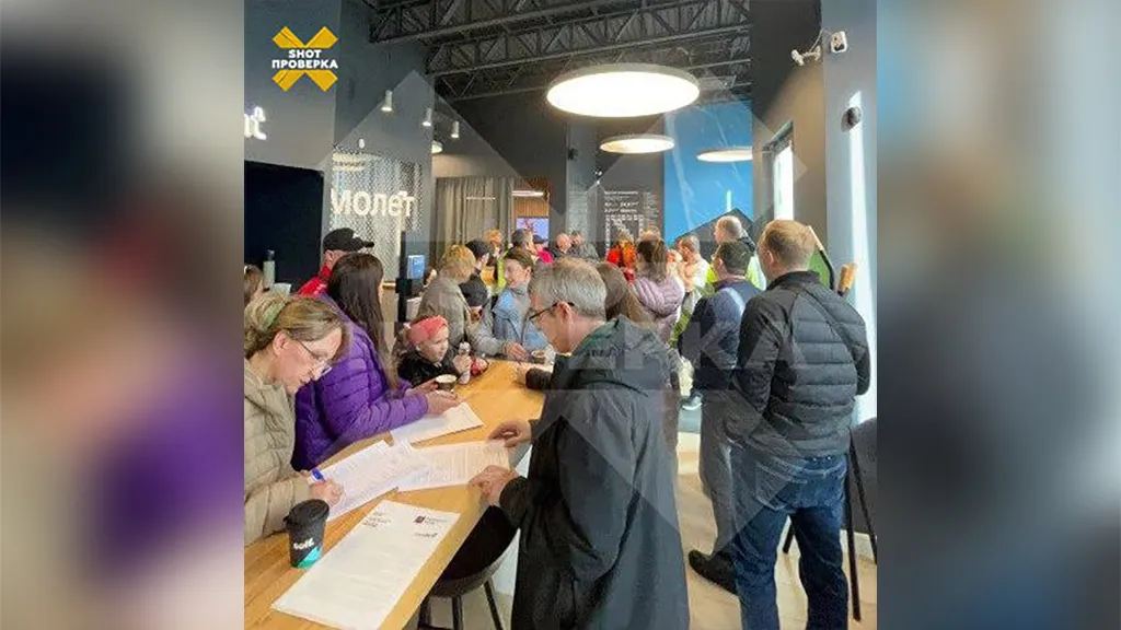 Более 100 разъярённых дольщиков взяли штурмом офис компании "Самолёт" в Видном