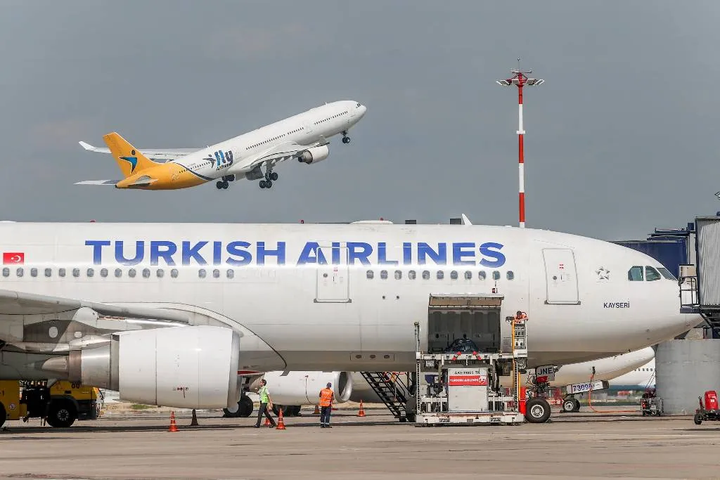 Turkish Airlines массово отказывается пускать на борт россиян, которые летят в Аргентину из Стамбула