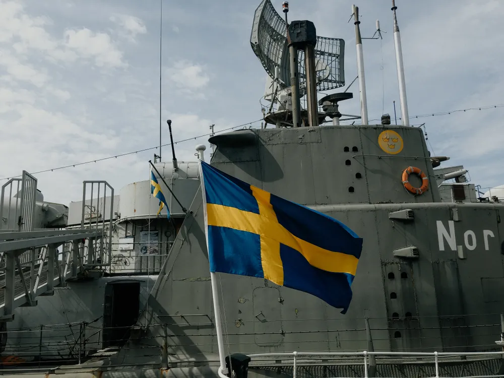Швеция, едва вступив в НАТО, уже требует защиты от "GPS-пакостей" России