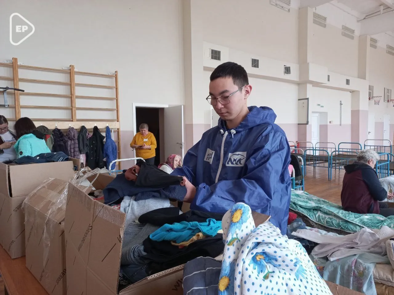 ЕР привлекла ещё 300 волонтёров для помощи пострадавшим от паводка в Оренбуржье