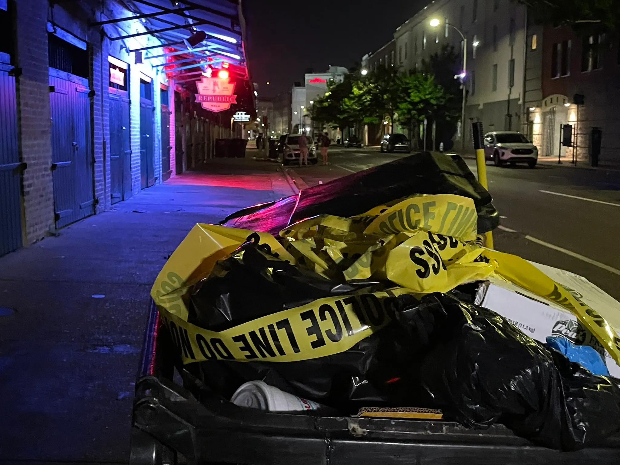 Женщина погибла и ещё 11 человек ранены в результате массовой стрельбы в Новом Орлеане