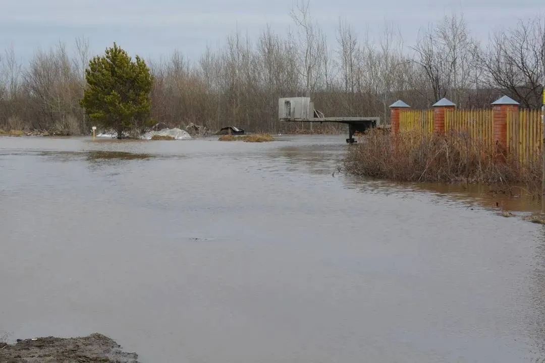В Томской области около 140 домов и участков остаются затопленными