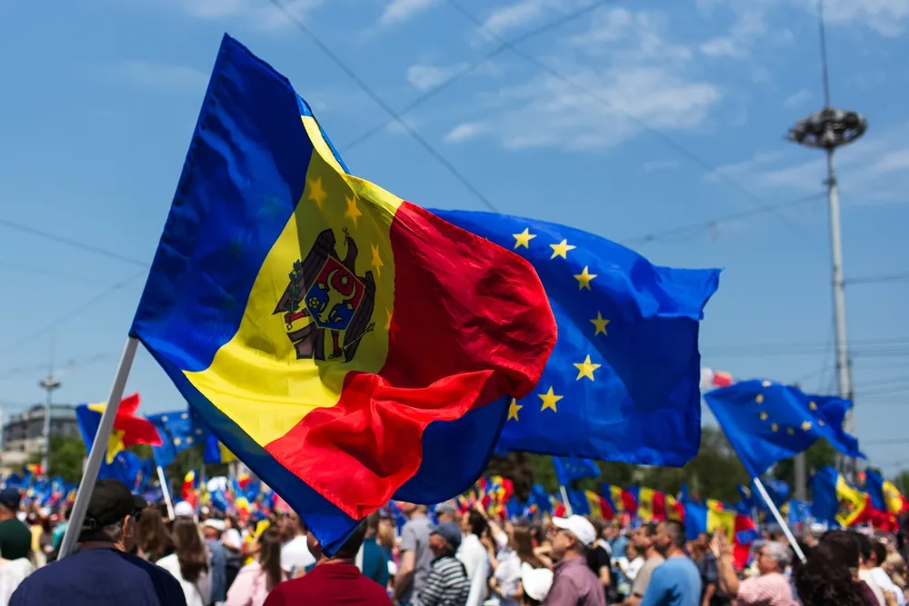 Конституционный суд Молдавии разрешил провести референдум о вступлении в ЕС