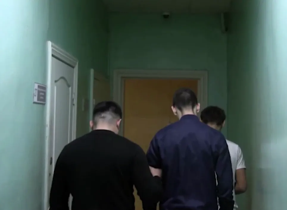 Полиция задержала мародёров, проникших в два частных дома в Оренбурге