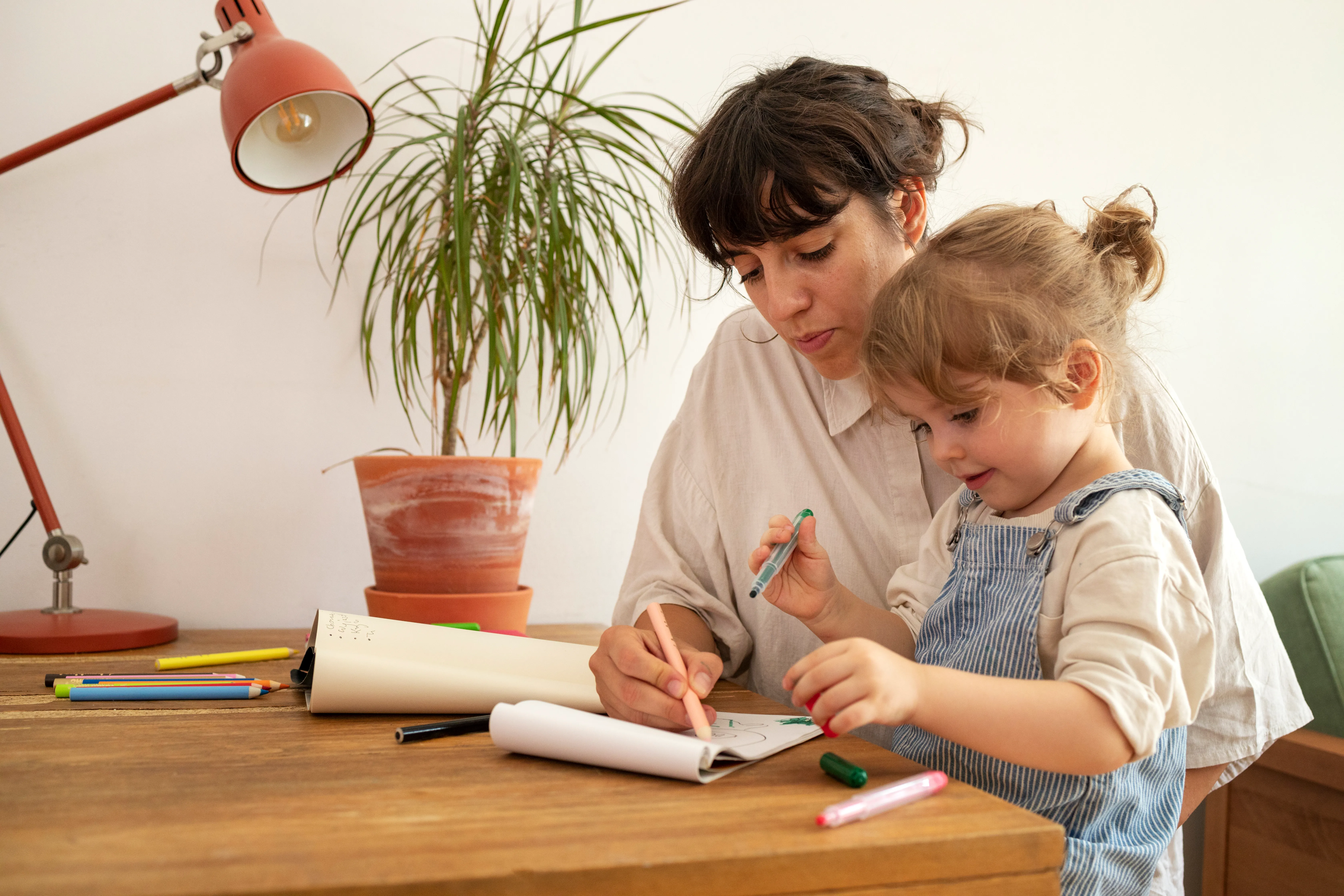 Филолог подсказала родителям способ научить детей быстро запоминать стихи