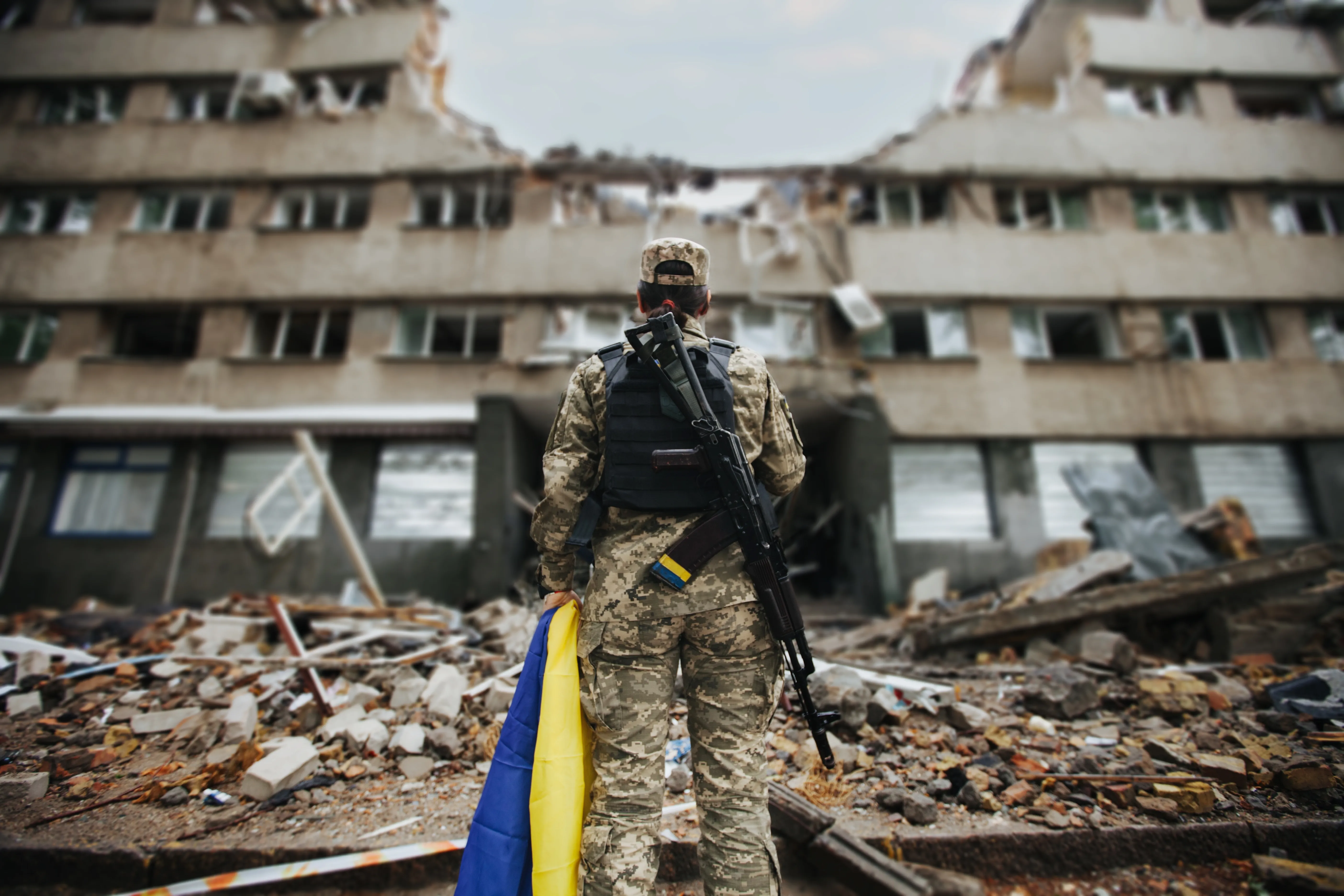 На сайте Зеленского появилась петиция о вводе западных войск на Украину