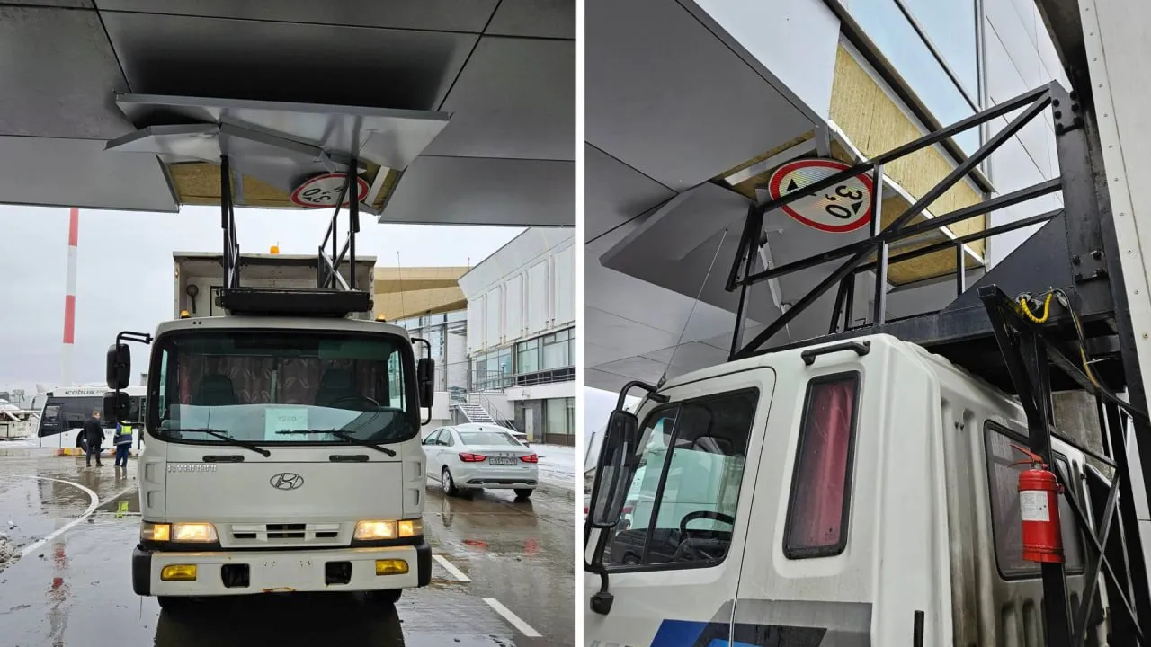 В Петербурге служебный грузовик протаранил здание терминала Пулково
