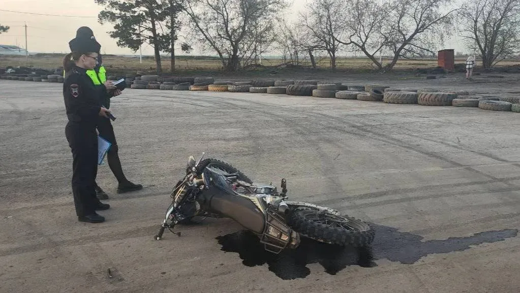 На Урале 15-летний байкер насмерть разбился, не заметив на дороге натянутый трос