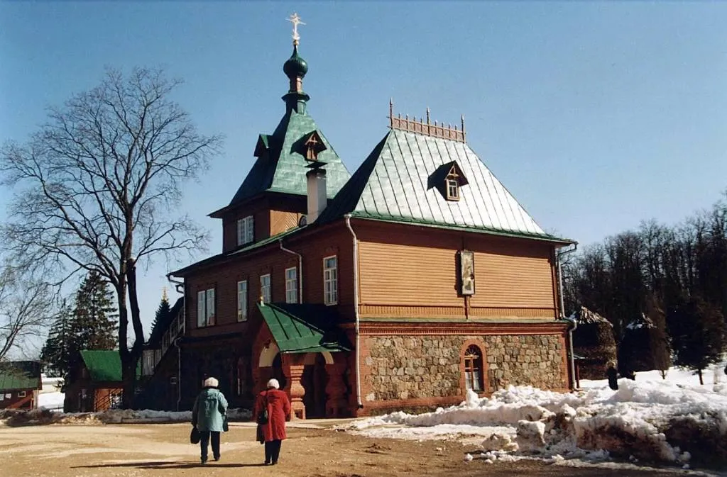 В Эстонии угрожают монастырям закрытием в случае отказа выйти из подчинения РПЦ