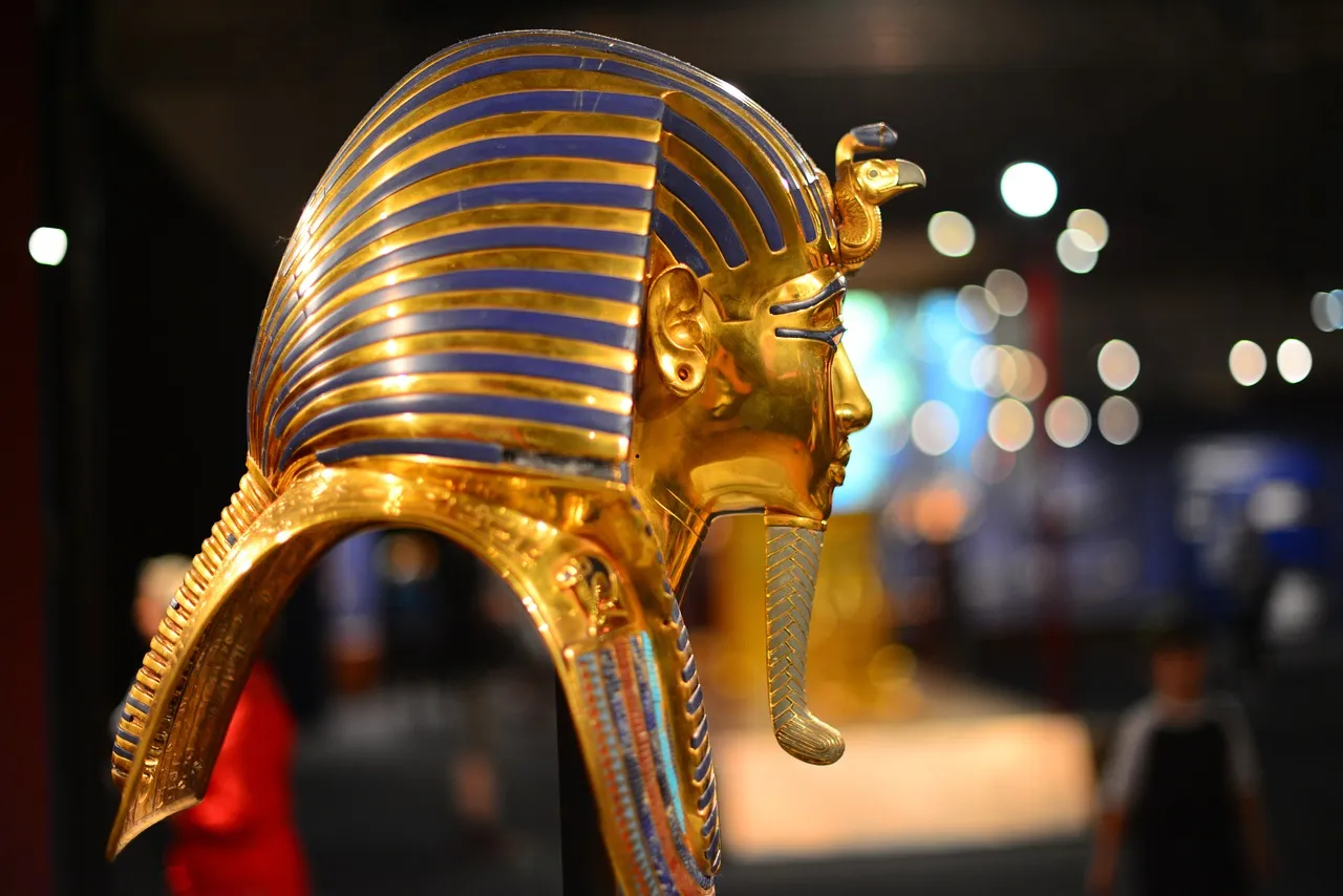 Раскрыта тайна "проклятия Тутанхамона", убившего открывших его гроб археологов