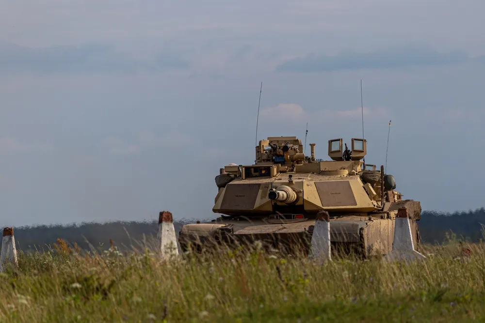 Первый трофейный Abrams присоединился к танку Leopard на выставке в Москве