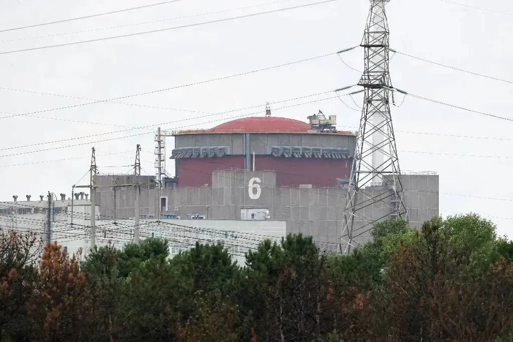 Дрон ВСУ сбит над Запорожской АЭС, обломки упали на кровлю 6-го энергоблока