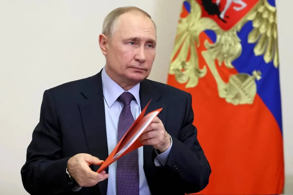 Звание "Заслуженный работник избирательной системы" введено в РФ по указу Путина