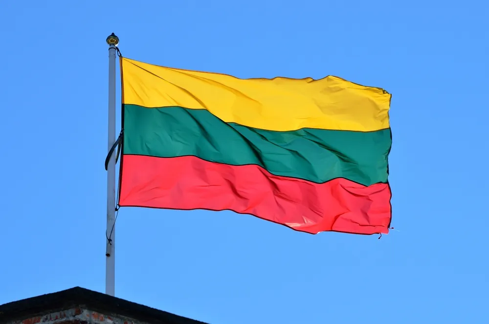 В МИД РФ назвали запрет Литвы на импорт продуктов из России выстрелом себе в ногу