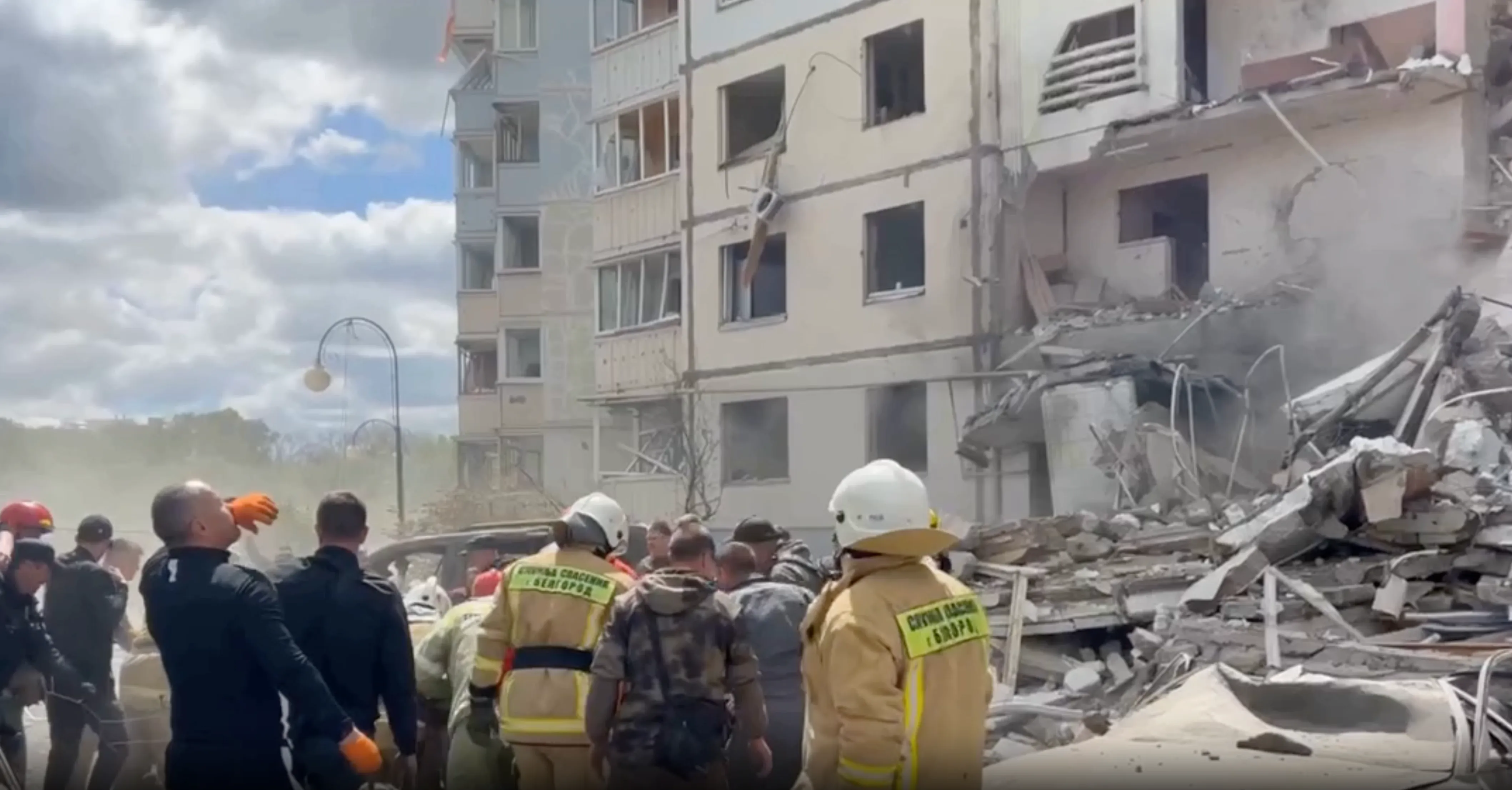 Минобороны раскрыло подробности атаки ВСУ на Белгород, где рухнул подъезд многоэтажки