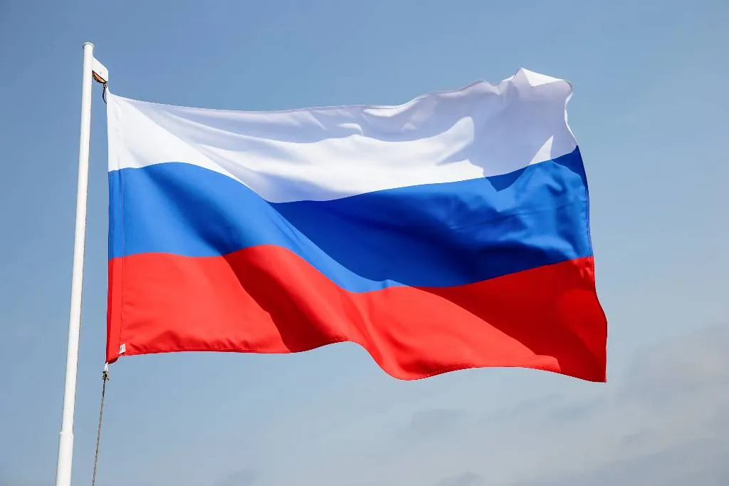 СМИ сообщили о появлении российского флага в Глубоком под Харьковом