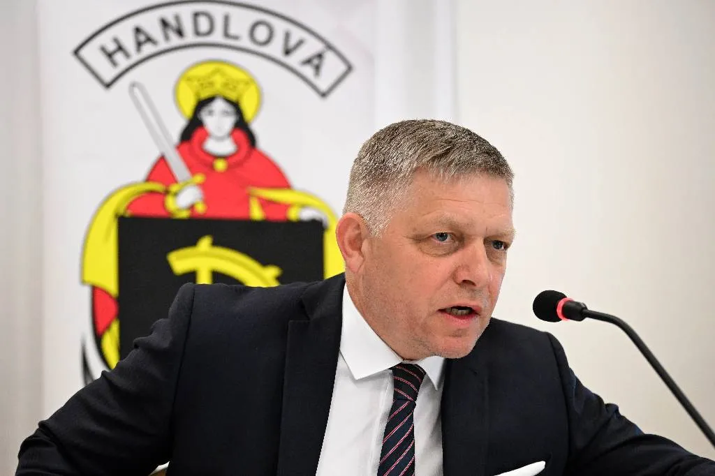 В МВД Словакии назвали состояние премьера Фицо критическим