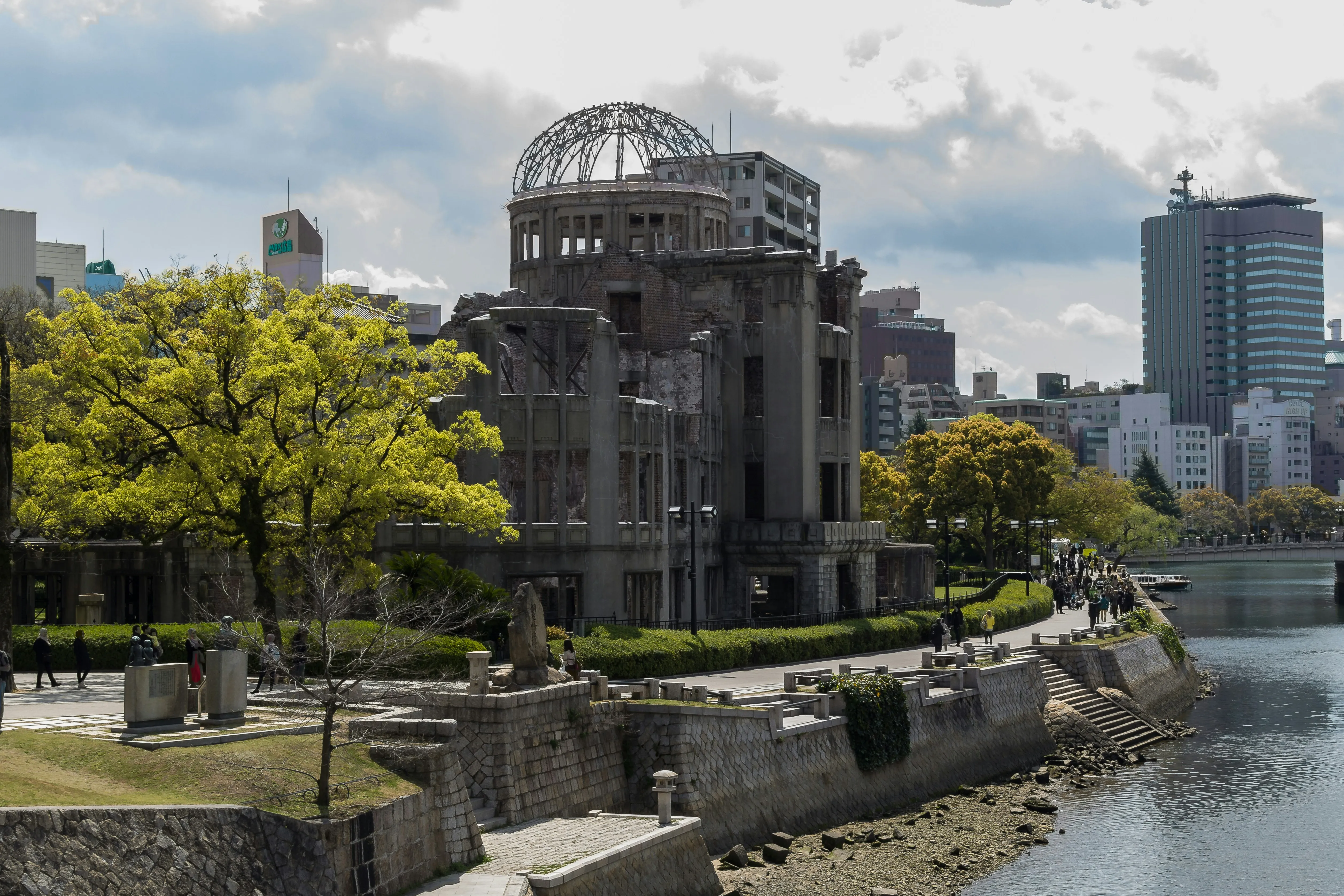 Это недопустимо: Хиросима и Нагасаки выразили протест из-за испытаний на ядерном полигоне в Неваде