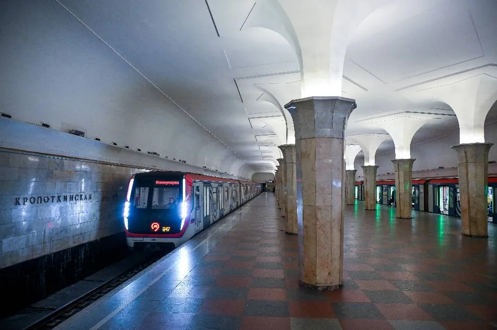 Собянин: В Москве метро на Пасху продлит режим работы