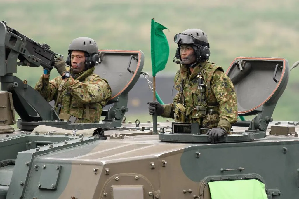 Россия жёстко предостерегла Японию от возрождения армии: 