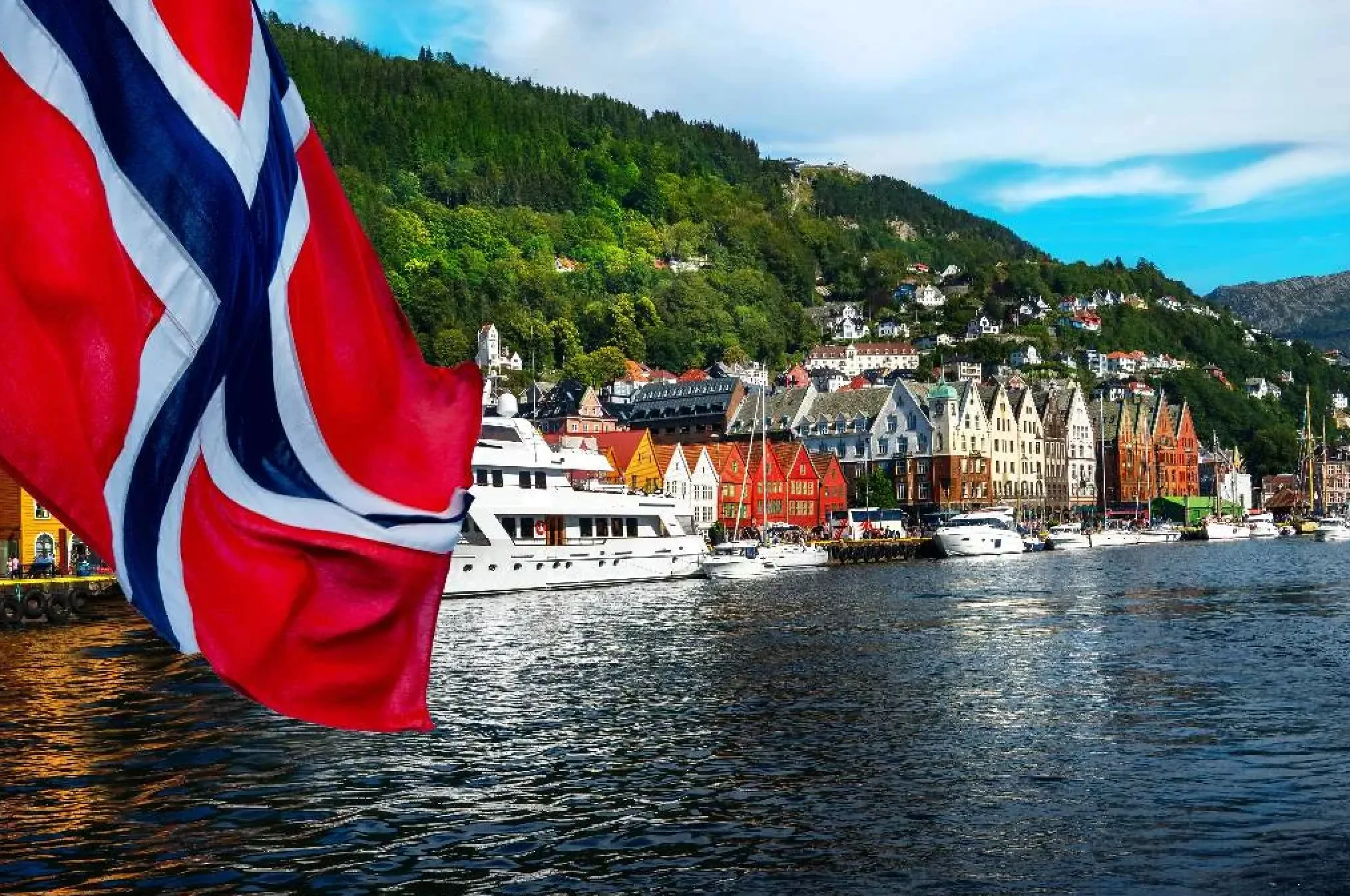 Норвегия закрывает въезд для туристов из России с 29 мая