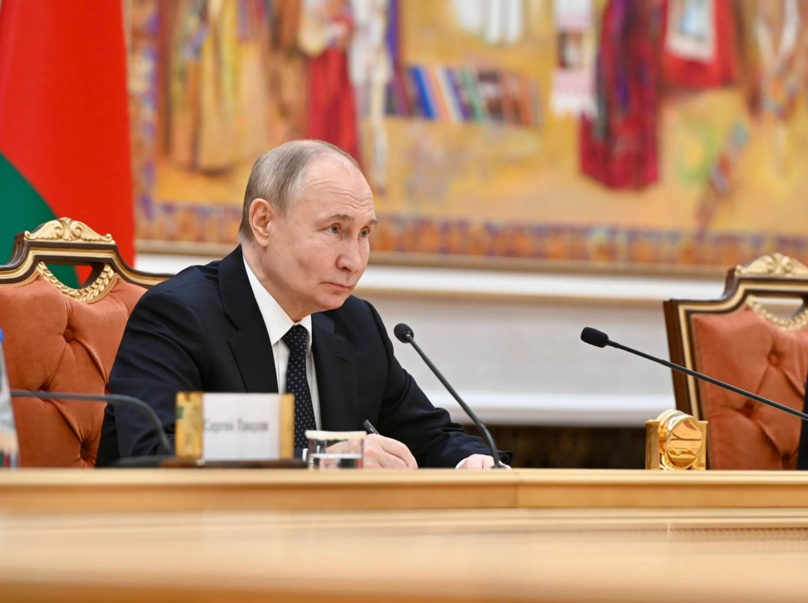 Путин: Россия и так проводила ядерные учения регулярно, но теперь — вместе с Минском