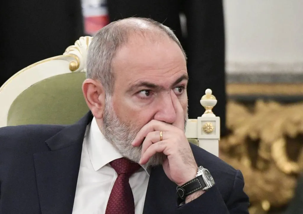 Пашинян вечером выступит с обращением к народу Армении