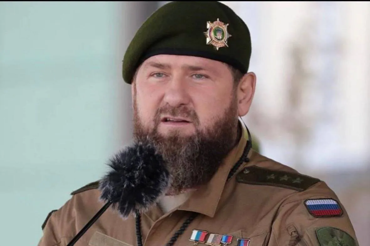 Кадыров присвоил экс-премьеру республики Хучиеву звание Героя Чечни