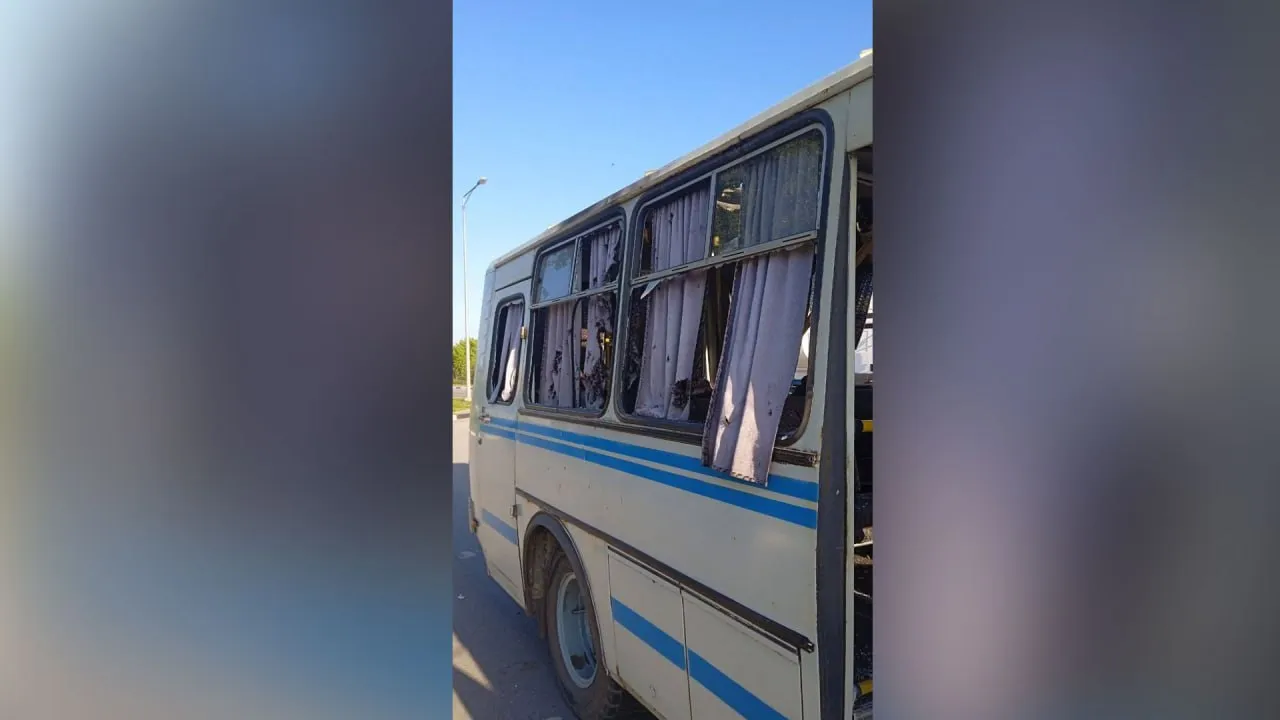 Дрон-камикадзе ВСУ атаковал автобус в Белгородской области, пострадал человек