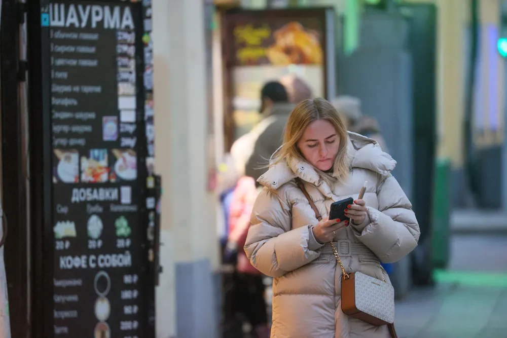 Депрессия, диарея и "гусиная" кожа: Россиян предупредили о неожиданных последствиях похолодания
