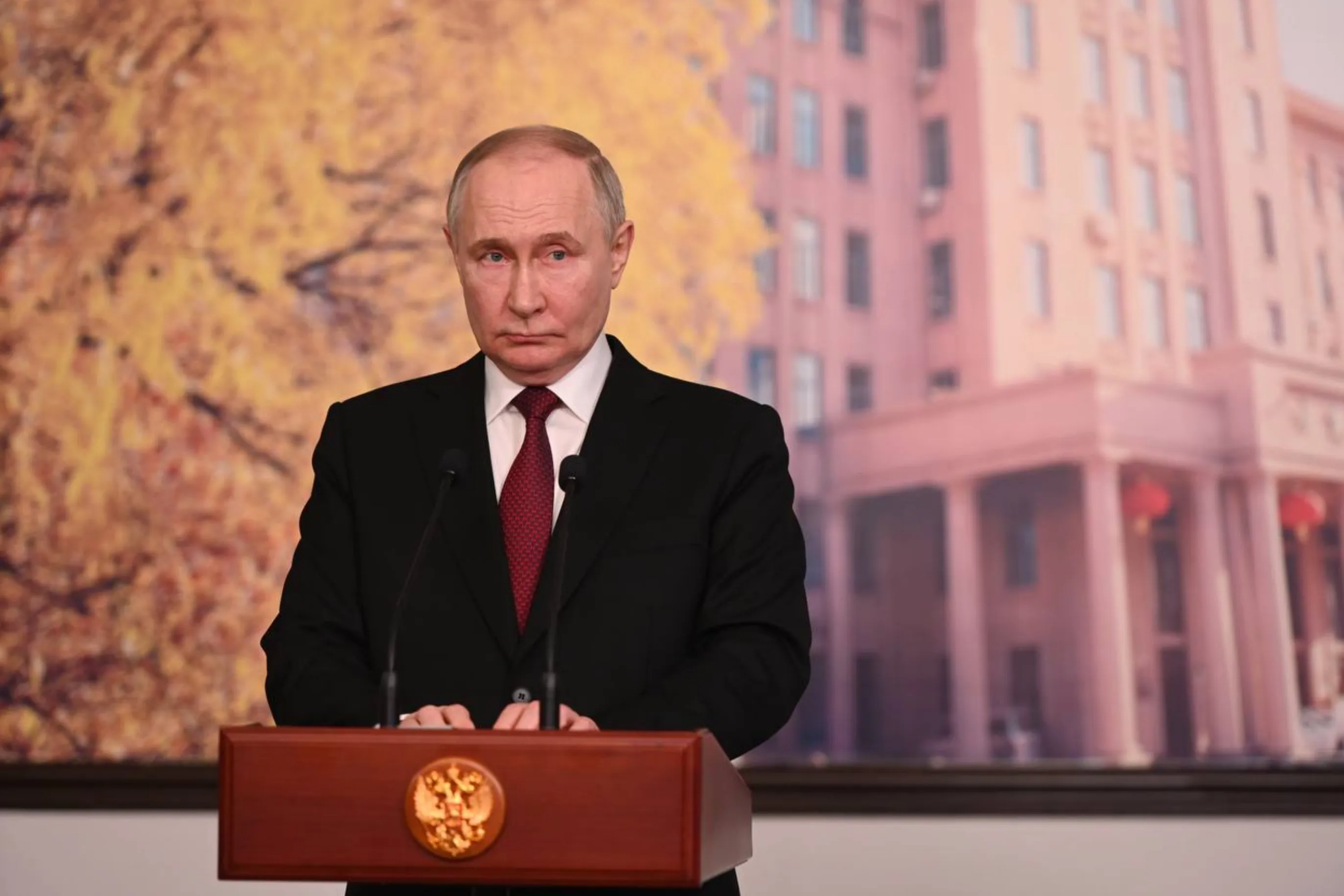 Восемь из десяти россиян доверяют Владимиру Путину