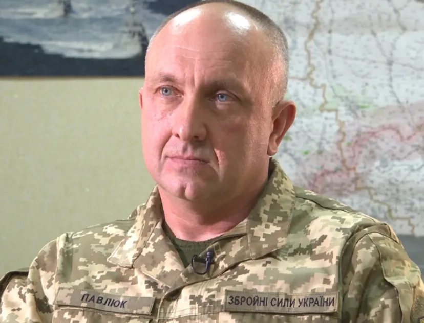 Командующий Сухопутными войсками ВСУ попал в базу розыска МВД вслед за Зеленским
