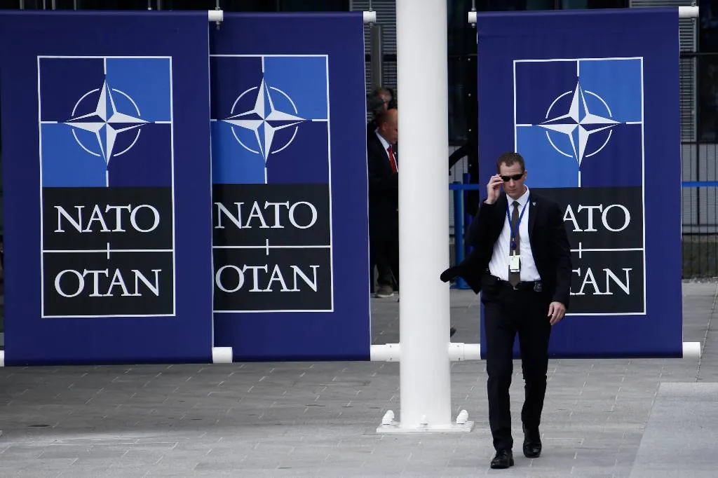 На Западе назвали условие, при котором НАТО вмешается в конфликт на Украине