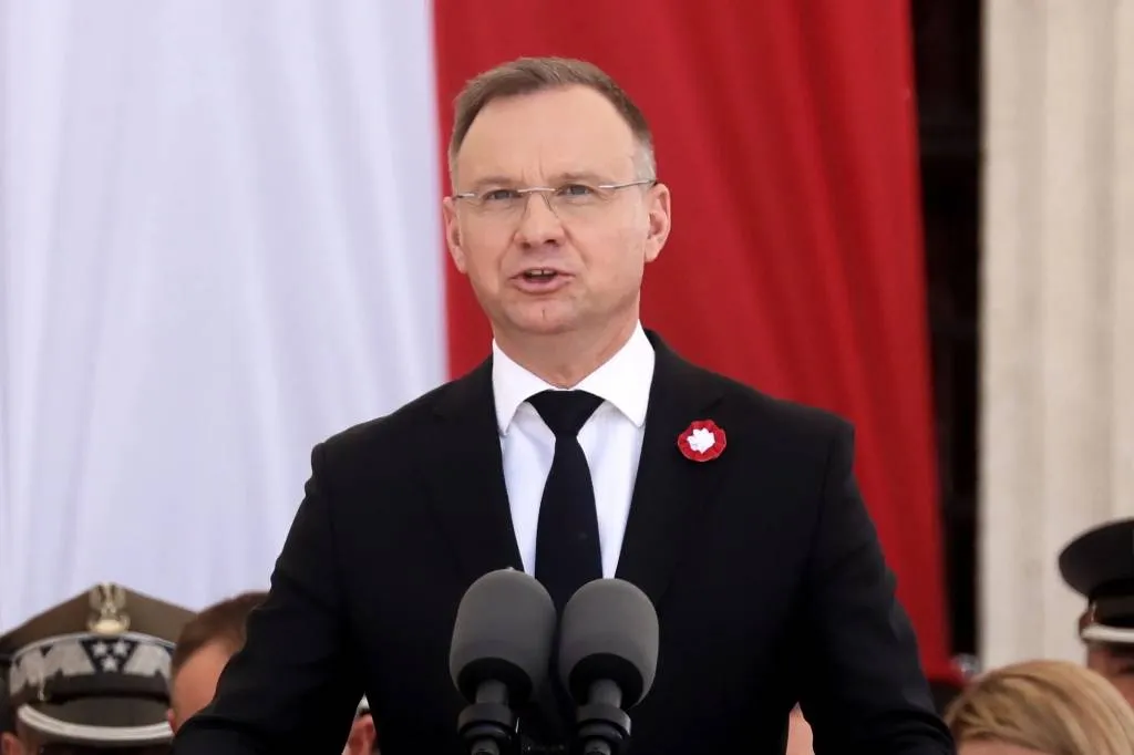 МИД Польши предложил Дуде провести саммиты ЕС "за свой счёт"