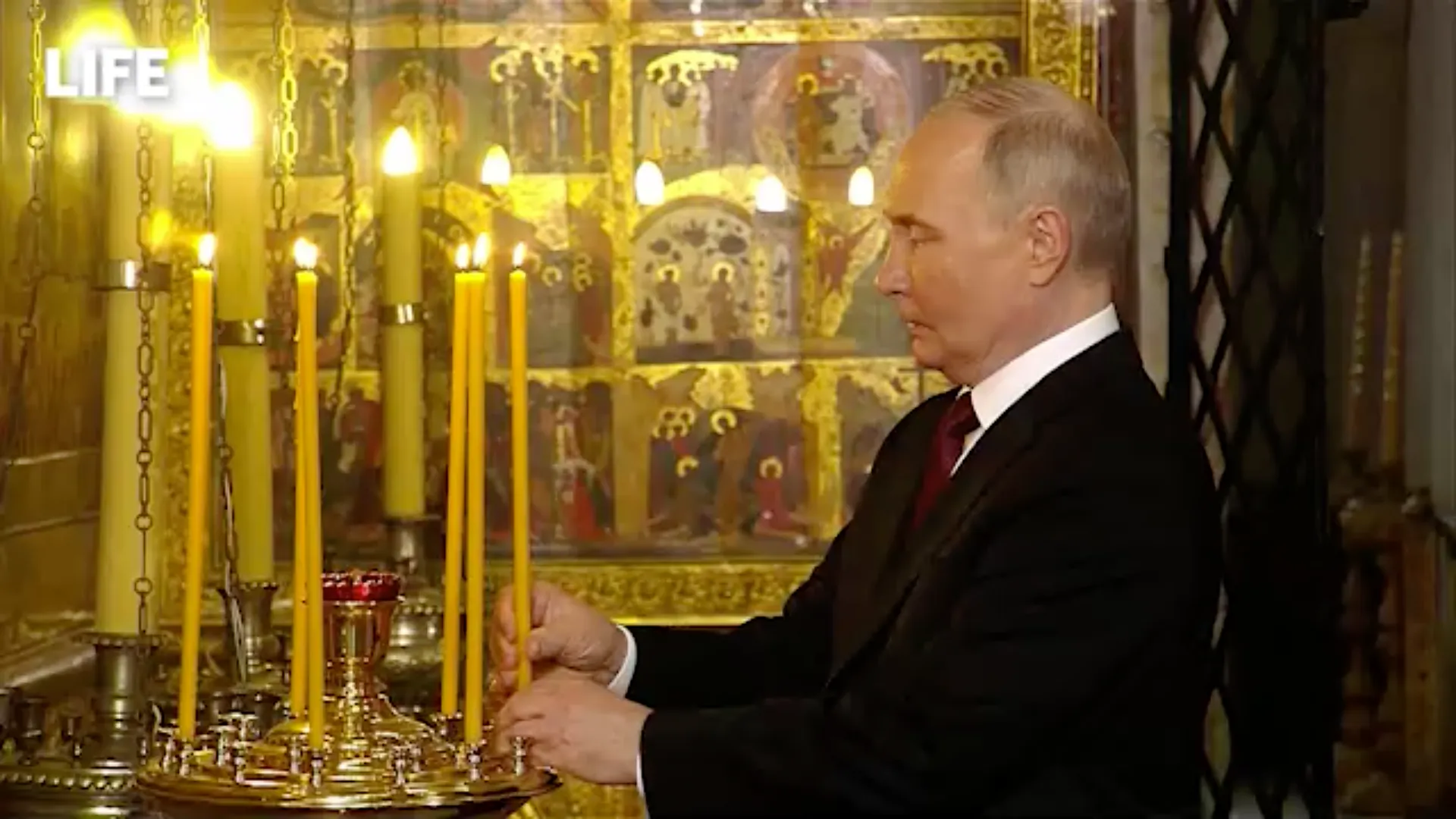 Путин пришёл на благодарственный молебен по случаю инаугурации