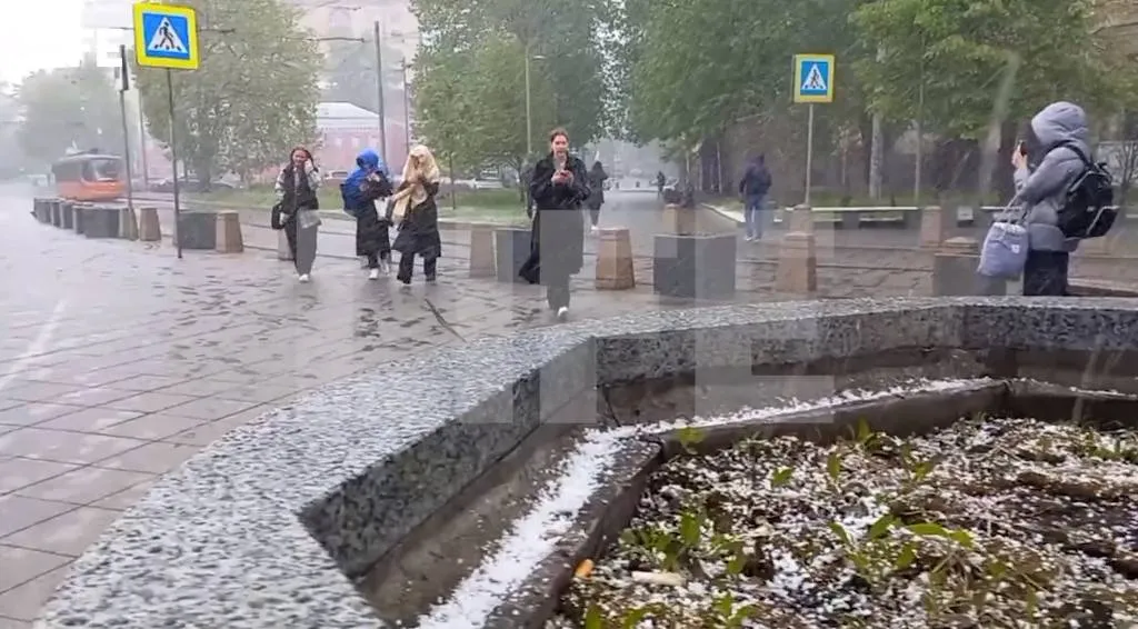 Стало известно, когда в Москве закончится мощный майский снегопад